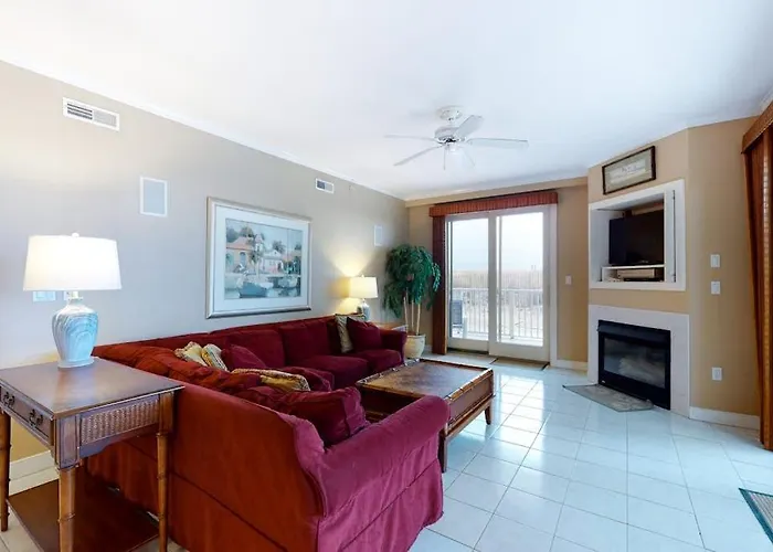 Ground-floor With Amazing Views Access Pool & Hot Tub Holiday home Ocean City